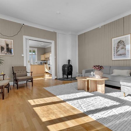 Lovely City Center Apartment With Amazing Views And Free Parking! Tromso Luaran gambar
