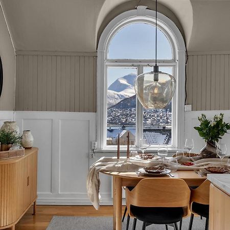 Lovely City Center Apartment With Amazing Views And Free Parking! Tromso Luaran gambar