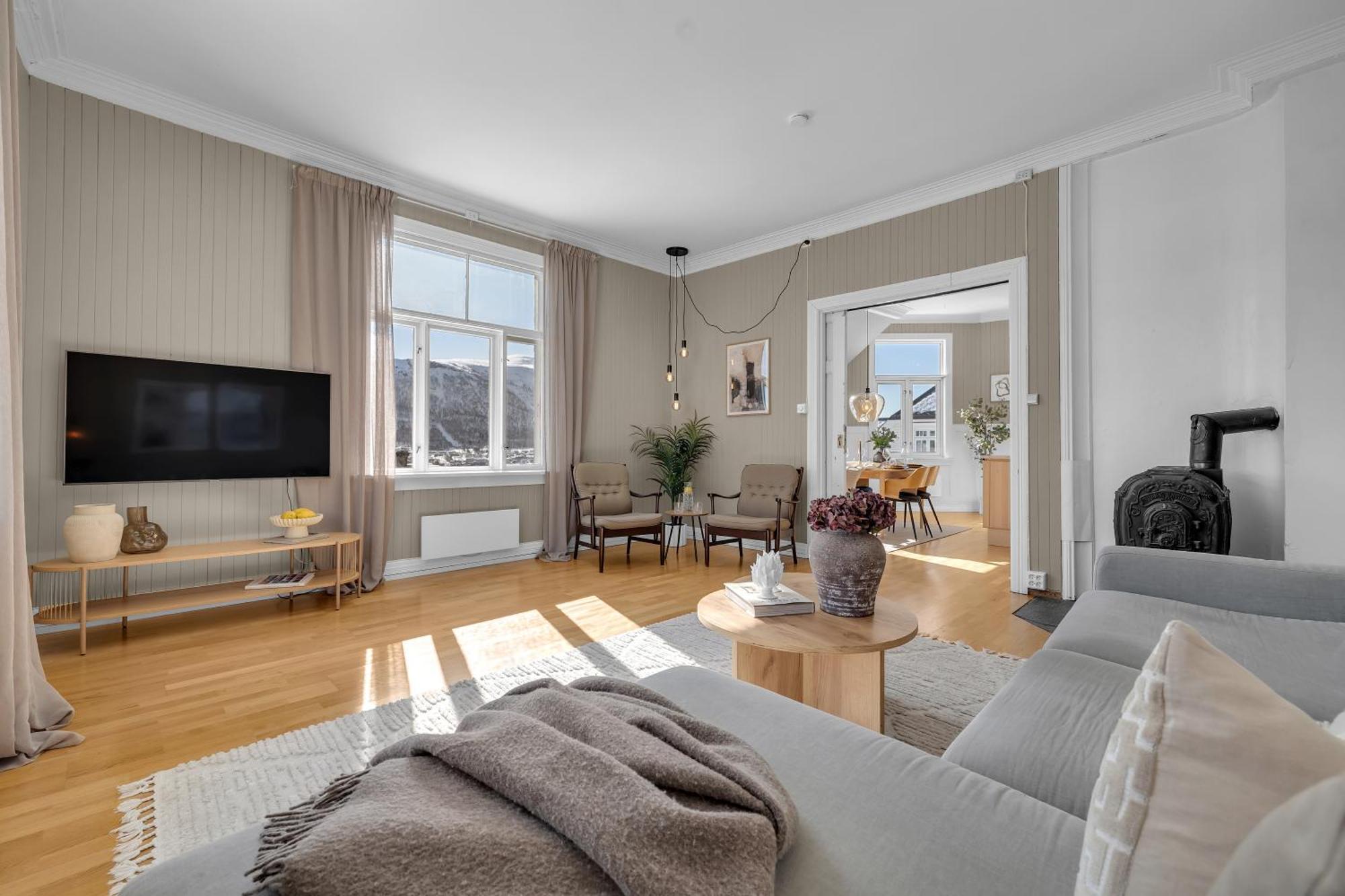 Lovely City Center Apartment With Amazing Views And Free Parking! Tromso Luaran gambar