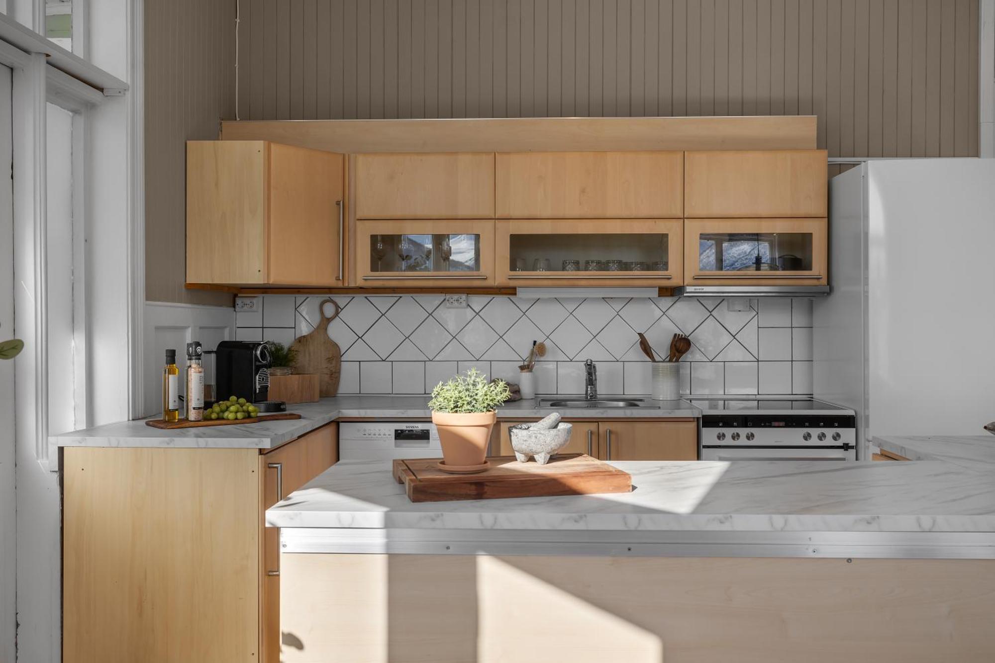 Lovely City Center Apartment With Amazing Views And Free Parking! Tromso Luaran gambar